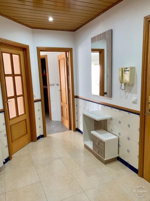Апартаменты Apartamento Saloio Venda do Pinheiro Экстерьер фото