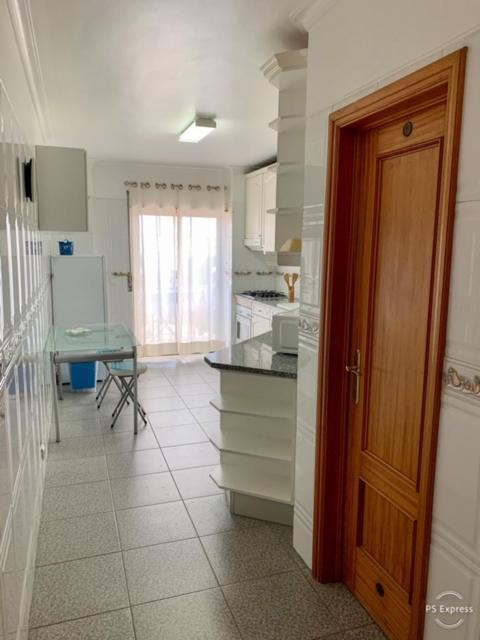 Апартаменты Apartamento Saloio Venda do Pinheiro Экстерьер фото