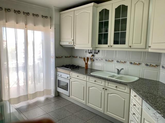 Апартаменты Apartamento Saloio Venda do Pinheiro Экстерьер фото