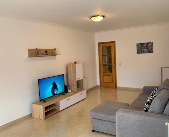 Апартаменты Apartamento Saloio Venda do Pinheiro Экстерьер фото